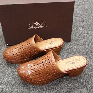 Patricia Nash Lorena Leather Slip On Mules
10